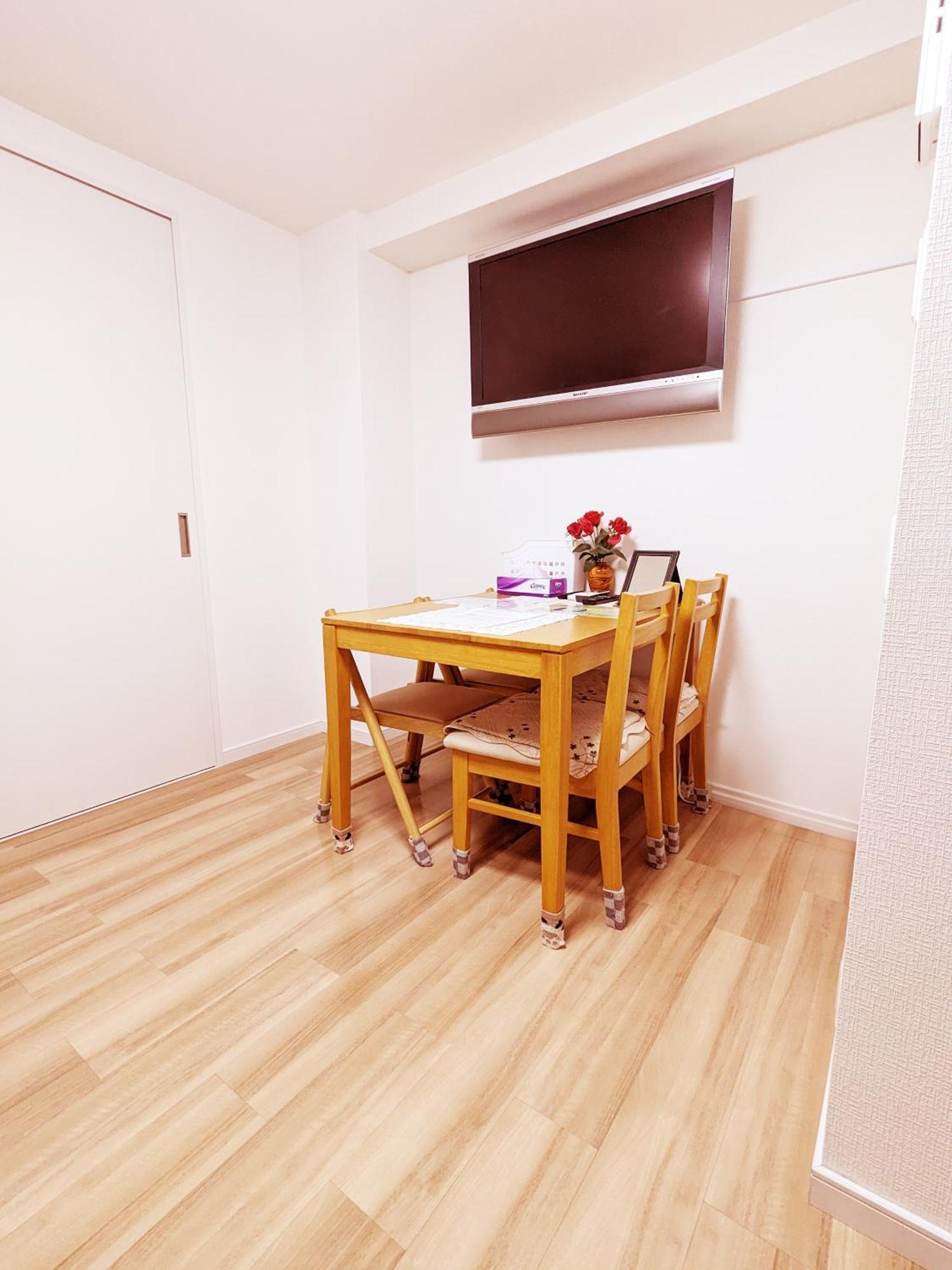 Rosenheim Tokyo Shinjuku Токио Номер фото